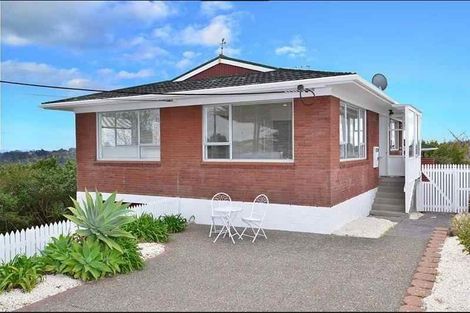 Photo of property in 1/105 Manuka Road, Bayview, Auckland, 0629