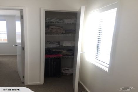 Photo of property in 22 Frank Gill Road, Hobsonville, Auckland, 0616