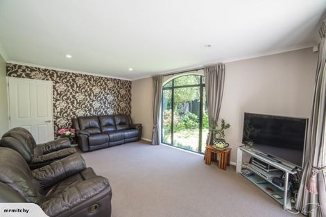 Photo of property in 3 Scarlet Lane, Redwood, Christchurch, 8051