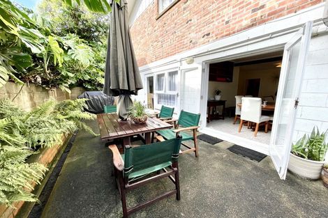 Photo of property in 3/88 Lake Road, Northcote, Auckland, 0627