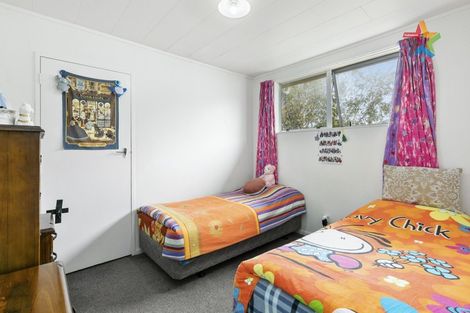 Photo of property in 2/15 Douglas Street, Waiwhetu, Lower Hutt, 5010