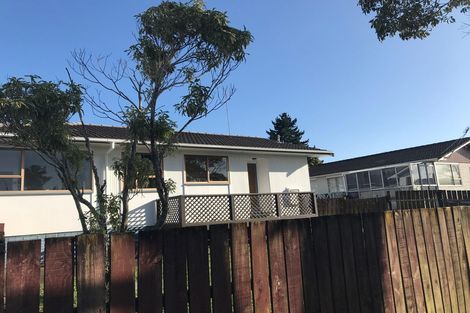 Photo of property in 1/4 Heathberry Close, Papatoetoe, Auckland, 2025