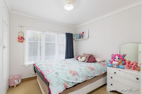 Photo of property in 20 Mahoe Street, Tawa, Wellington, 5028