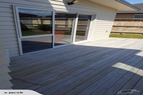 Photo of property in 20 Defender Crescent, Beachlands, Auckland, 2018