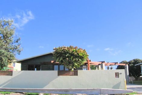 Photo of property in 88 Karewa Parade, Papamoa Beach, Papamoa, 3118