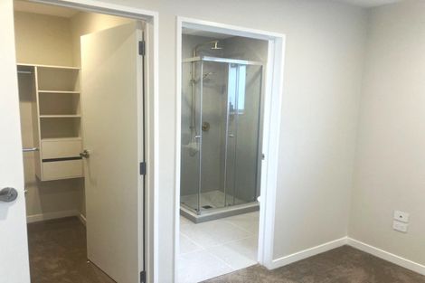 Photo of property in 49 Chamberlain Road, Massey, Auckland, 0614