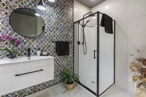 Photo of property in 19 Rutland Street, Levin, 5510