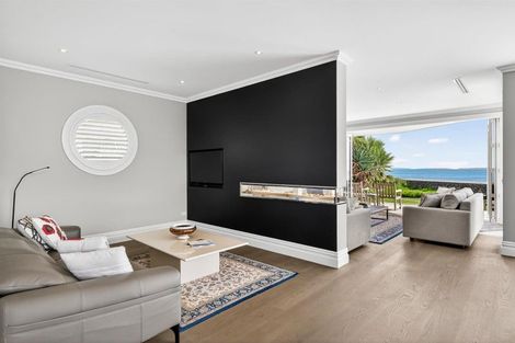 Photo of property in 27 Muritai Road, Milford, Auckland, 0620