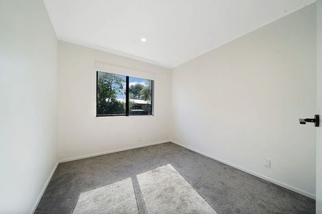 Photo of property in 1/134 Mcleod Road, Te Atatu South, Auckland, 0610