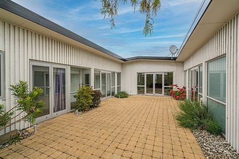 Photo of property in 1 Sunnyvale Lane, Green Island, Dunedin, 9018