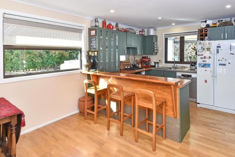 Photo of property in 83 St Annes Crescent, Wattle Downs, Auckland, 2103