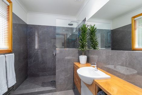 Photo of property in 70 Bay View Road, Atawhai, Nelson, 7010