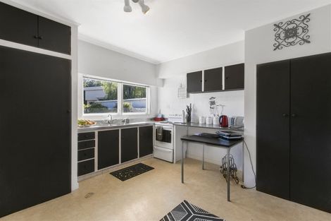 Photo of property in 61 The Esplanade, Eastern Beach, Auckland, 2012