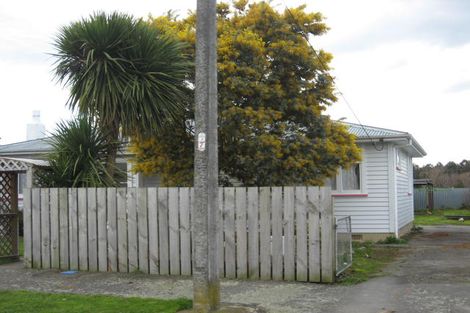 Photo of property in 37 Cameron Crescent, Masterton, 5810