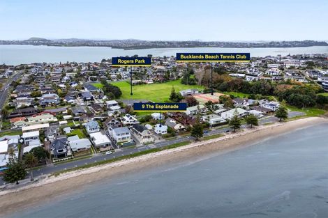 Photo of property in 9 The Esplanade, Eastern Beach, Auckland, 2012