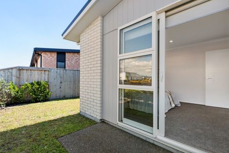 Photo of property in 18 Toi Place, Papamoa, 3118