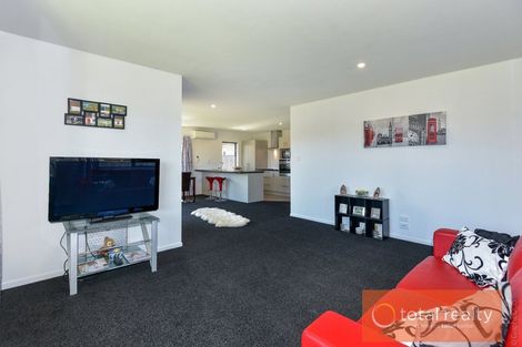 Photo of property in 8 Lydiard Drive, Rolleston, 7615
