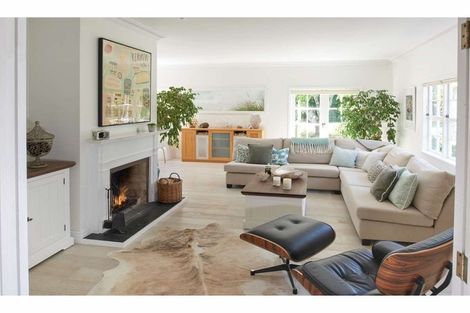 Photo of property in 37 Riverview Road, Kerikeri, 0230