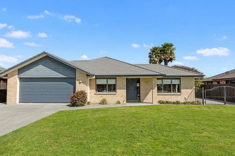 Photo of property in 34 Wiltshire Drive, Huntington, Hamilton, 3210