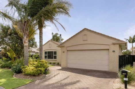 Photo of property in 587 Grenada Street, Papamoa Beach, Papamoa, 3118