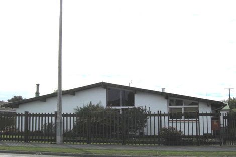 Photo of property in 76 Racecourse Road, Sockburn, Christchurch, 8042