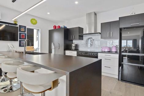 Photo of property in 13 Cheshire Place, Stoke, Nelson, 7011