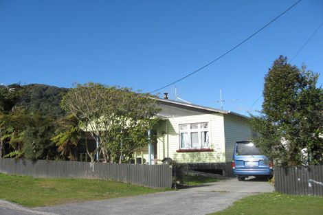 Photo of property in 19 Newcastle Street, Cobden, Greymouth, 7802
