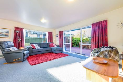 Photo of property in 5/6 Palmer Crescent, Silverstream, Upper Hutt, 5019