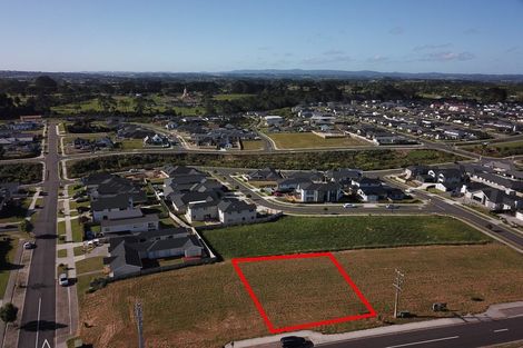 Photo of property in 72 Kaipara Portage Road, Riverhead, 0820