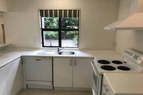 Photo of property in 1/2 Malcolm Lane, Thorndon, Wellington, 6011