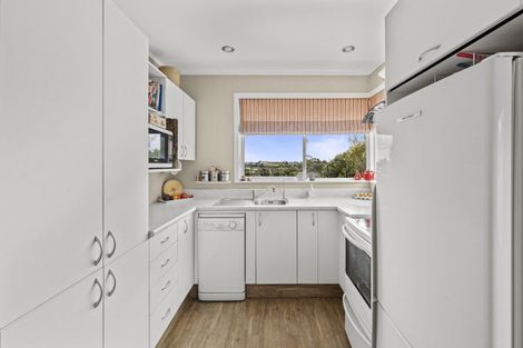 Photo of property in 230 Frankley Road, Frankleigh Park, New Plymouth, 4310