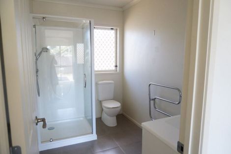 Photo of property in 17a Greenhaven Avenue, Opaheke, Papakura, 2113