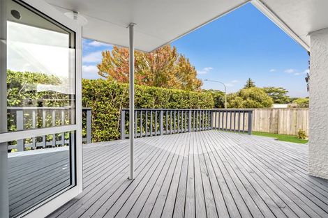 Photo of property in 21 Matipo Place, Edgecumbe, 3120