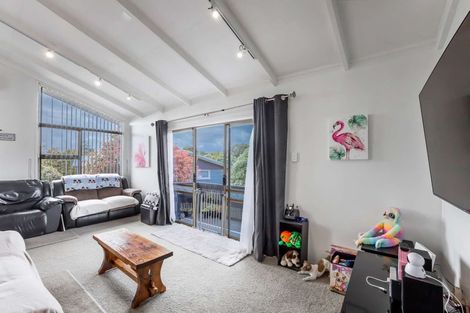 Photo of property in 33 Maratahu Street, Westown, New Plymouth, 4310