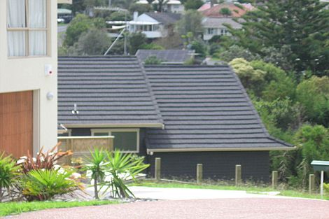 Photo of property in 11 Frenz Drive, Titirangi, Auckland, 0604