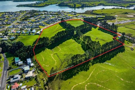 Photo of property in 80 Mclarin Road, Glenbrook, 2681