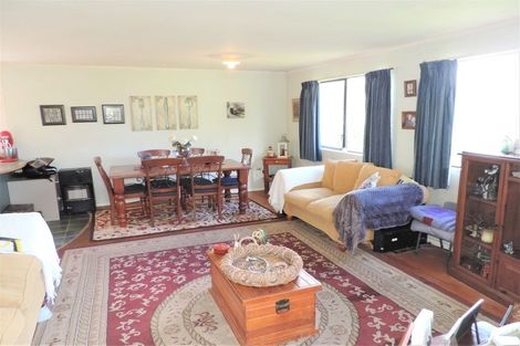 Photo of property in 71 Rayner Road, Huntly, 3700