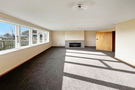 Photo of property in 46-52 Devon Crescent, Bulls, 4818