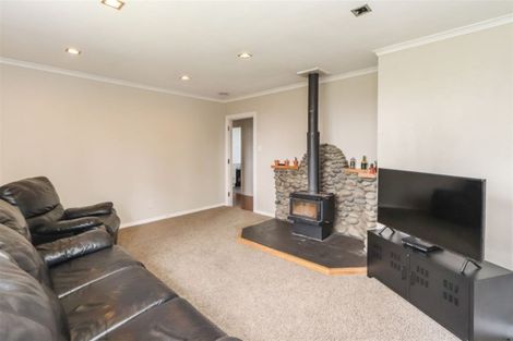 Photo of property in 9 Konini Street, Inglewood, 4330