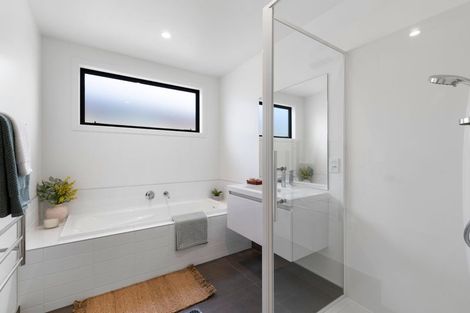 Photo of property in 31 Dewar Street, Lake Hayes, Queenstown, 9304