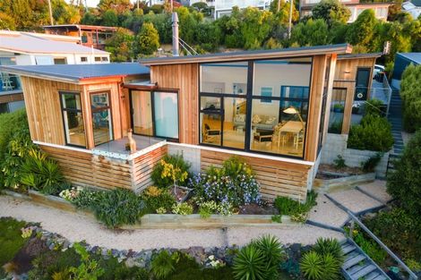 Photo of property in 45 Saint Andrews Hill Road, Mount Pleasant, Christchurch, 8081