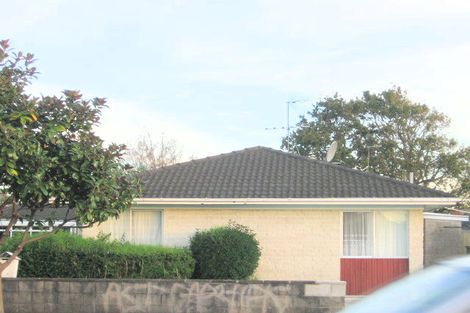 Photo of property in 2/117 Saint George Street, Papatoetoe, Auckland, 2025