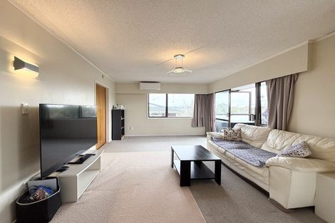 Photo of property in 2/19 Ciprian Place, Henderson, Auckland, 0612