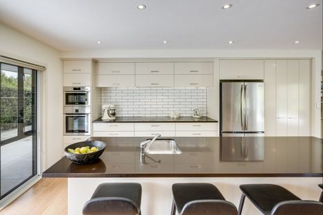 Photo of property in 143 Kent Terrace, Taradale, Napier, 4112