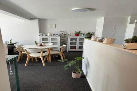 Photo of property in 194 Kitchener Road, Pukekohe, 2120