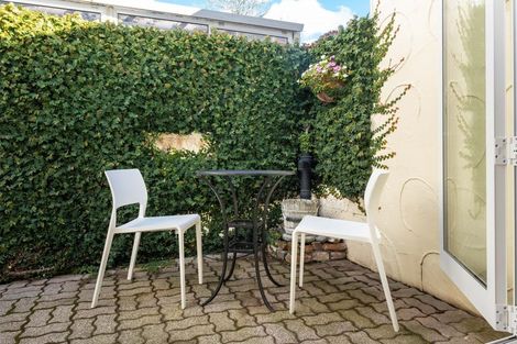 Photo of property in 24 Charles Street, Westshore, Napier, 4110