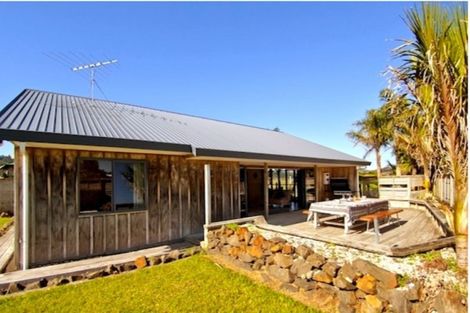 Photo of property in 502 Matarangi Drive, Matarangi, Whitianga, 3592