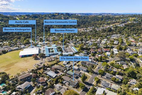 Photo of property in 1/37 Simon Ellice Drive, Bayview, Auckland, 0629