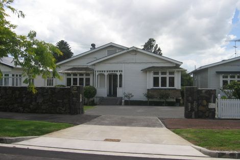 Photo of property in 24a Nolan Road, Greenlane, Auckland, 1051
