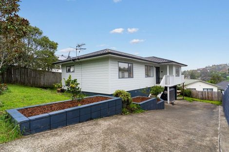 Photo of property in 39 Garton Drive, Massey, Auckland, 0614